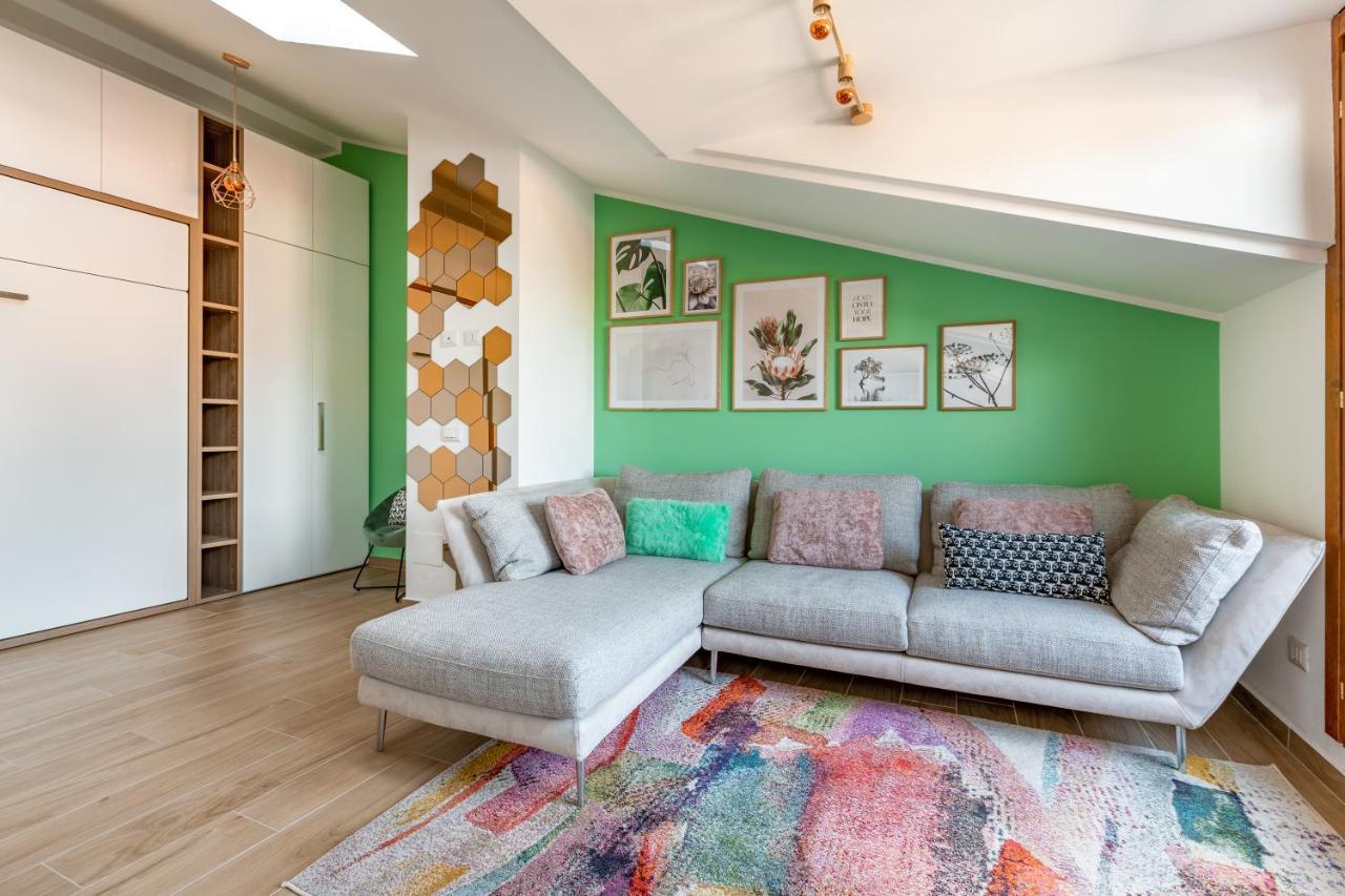 Cozy Studio W/Parking 5 Min Walk From The Bus Stop Milano Exteriör bild